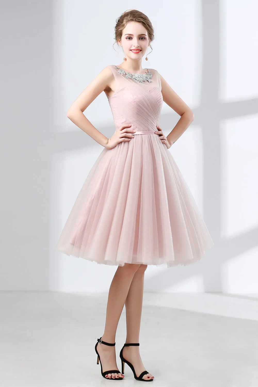 A-Line Pink Tulle Lace Pleats Knee Length Homecoming Dresses