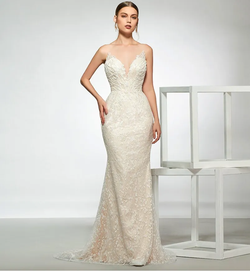 Elegant V Neck  Mermaid Trumpet Wedding Dress with Detachable Train