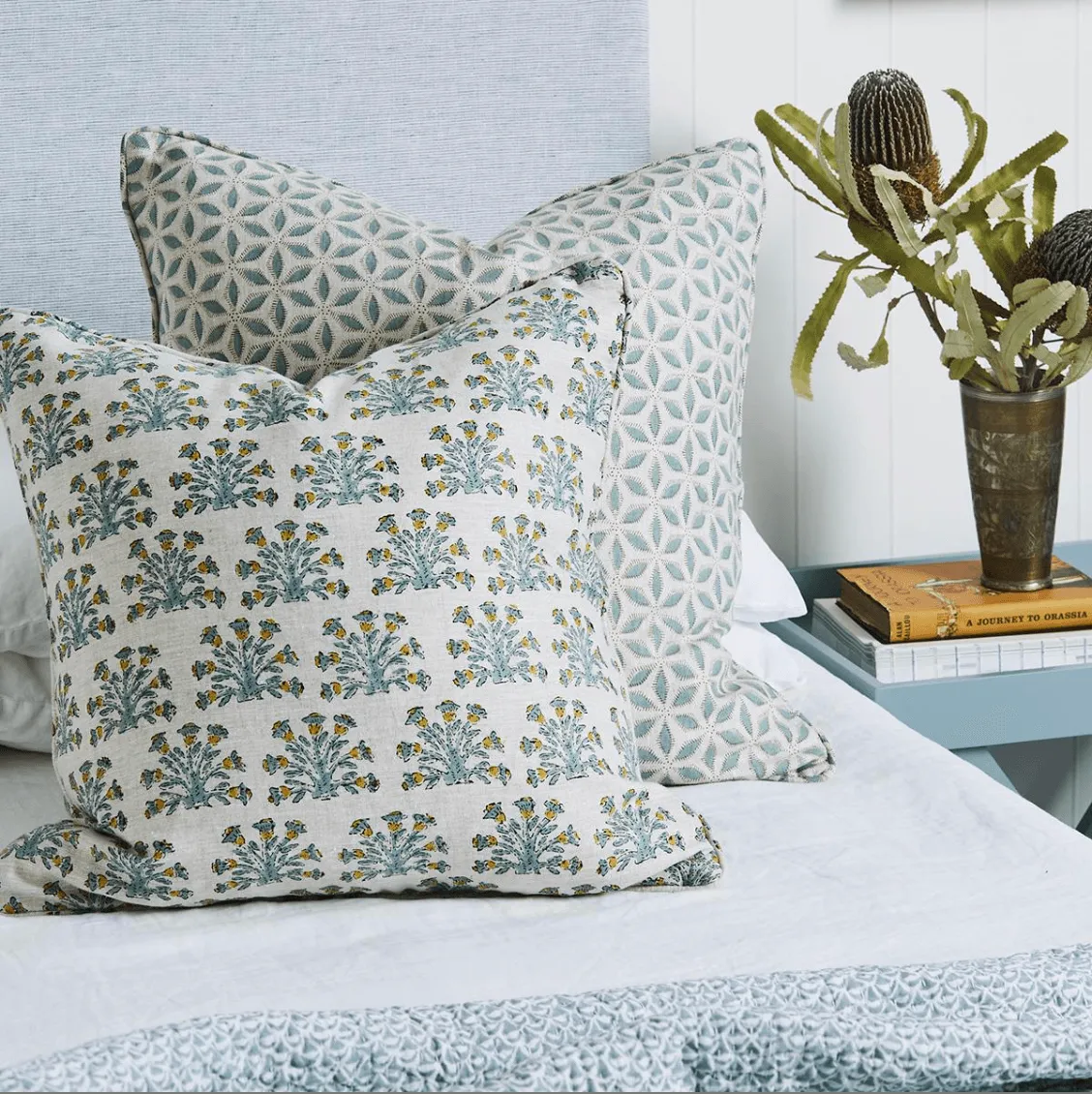 Samode Celadon Linen Cushion