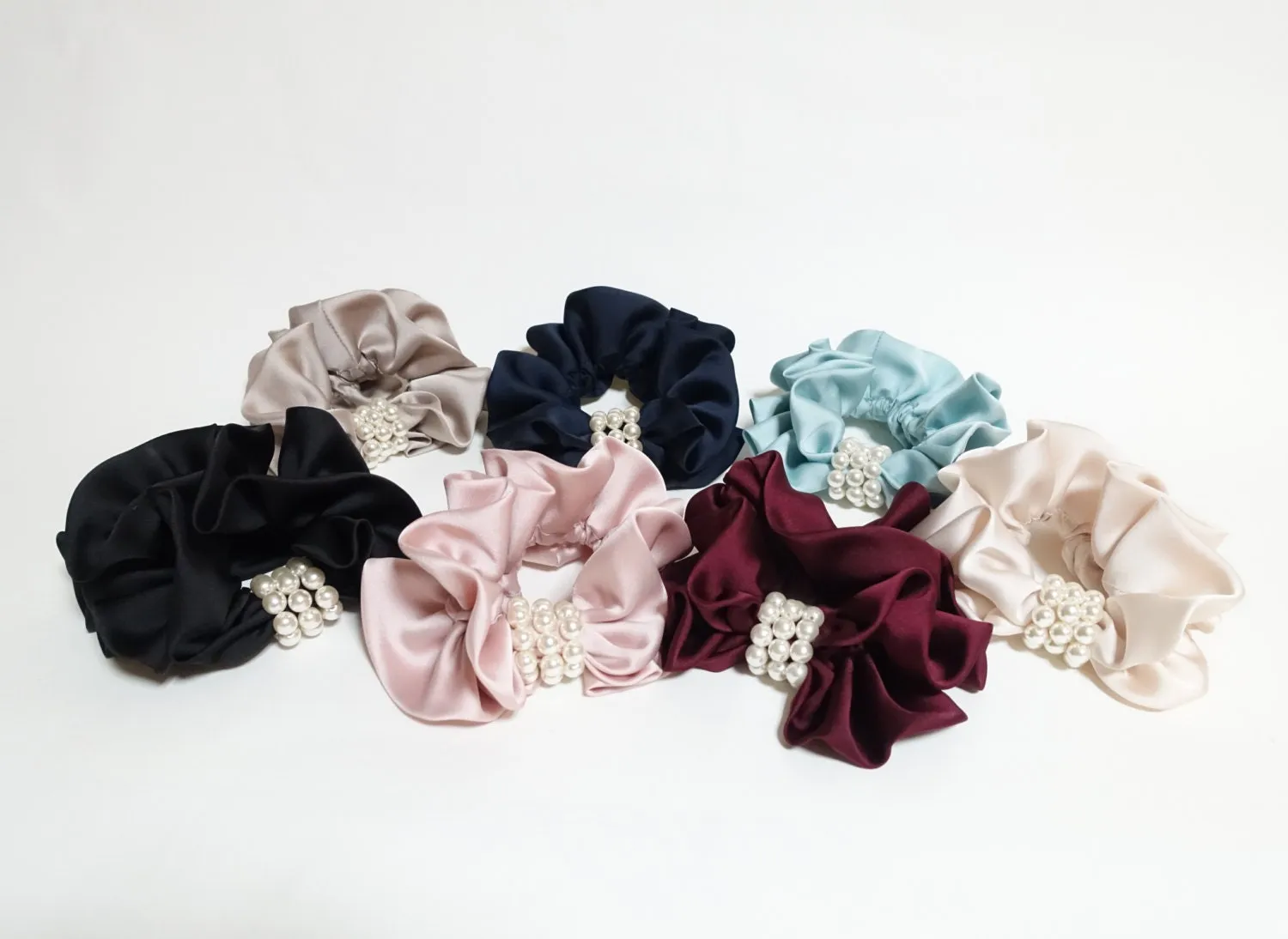 Satin scrunchies Pearl decorated Hair Elastics Ponytail Holder Women Hair Ties Accessories