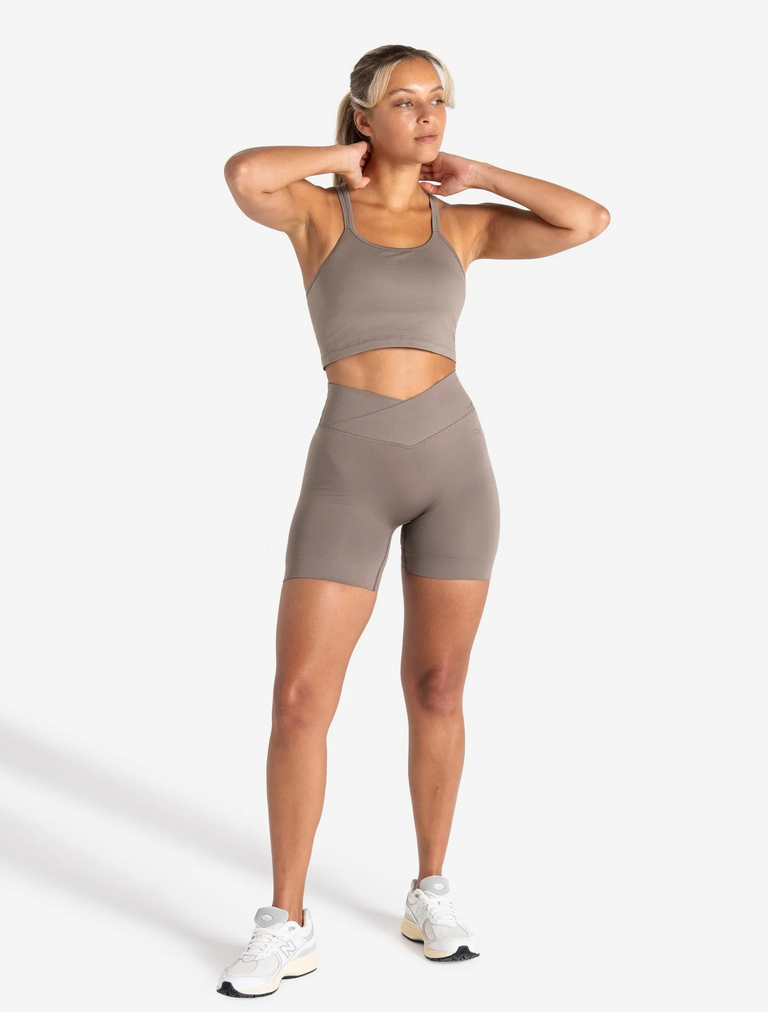 Sculpt Seamless Scrunch Shorts - Taupe